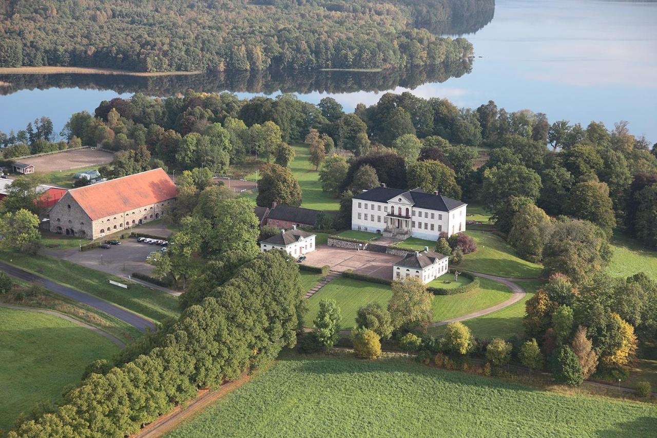 Naeaes Slott Guest House Floda  ภายนอก รูปภาพ