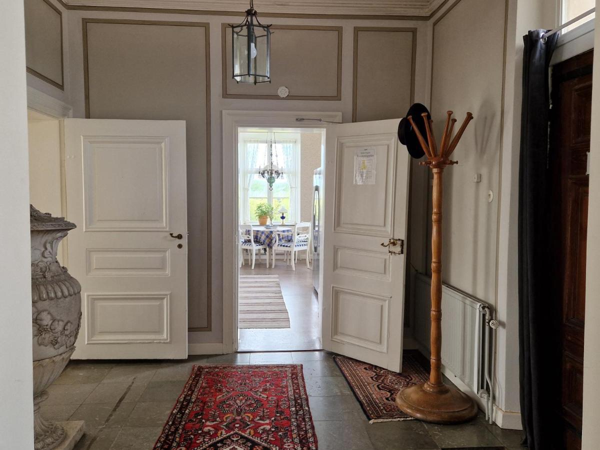 Naeaes Slott Guest House Floda  ภายนอก รูปภาพ