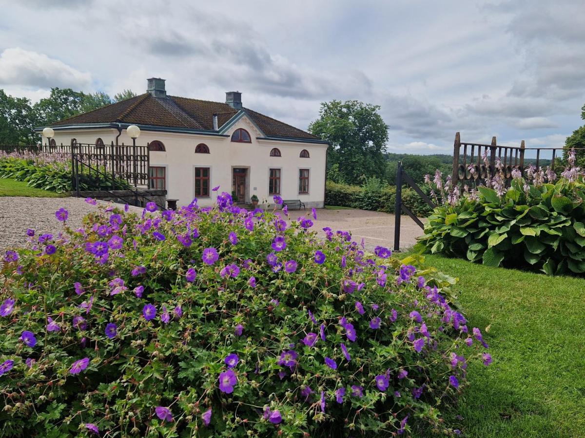 Naeaes Slott Guest House Floda  ภายนอก รูปภาพ